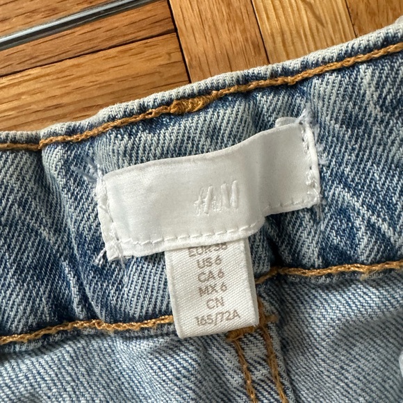 H&M high-rise wide leg stretchy washed jeans EUR 38 / US 6 - will fit S/M! - Picture 3 of 8